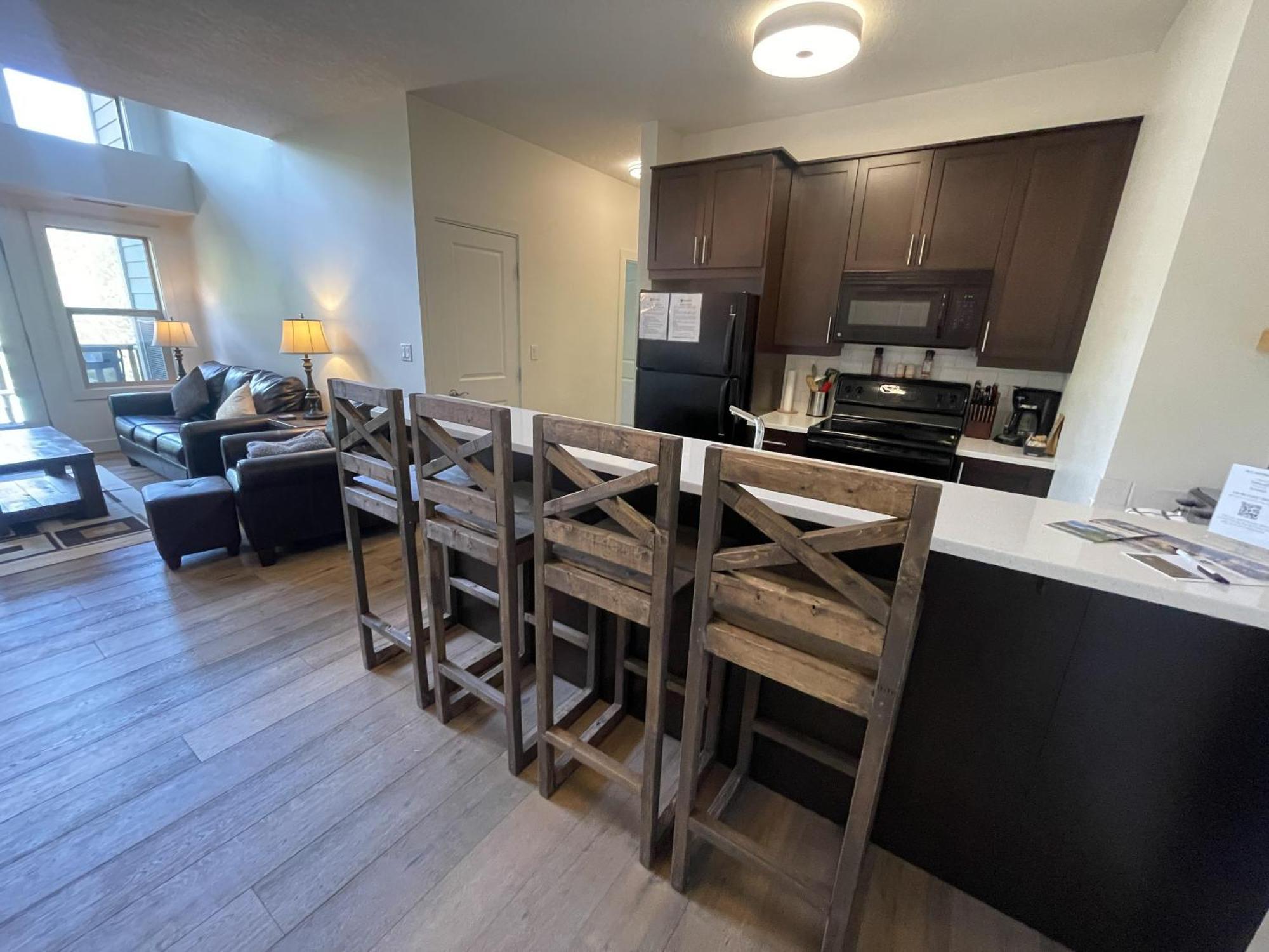 Silver Rock Condominiums By Fernie Central Reservations 外观 照片